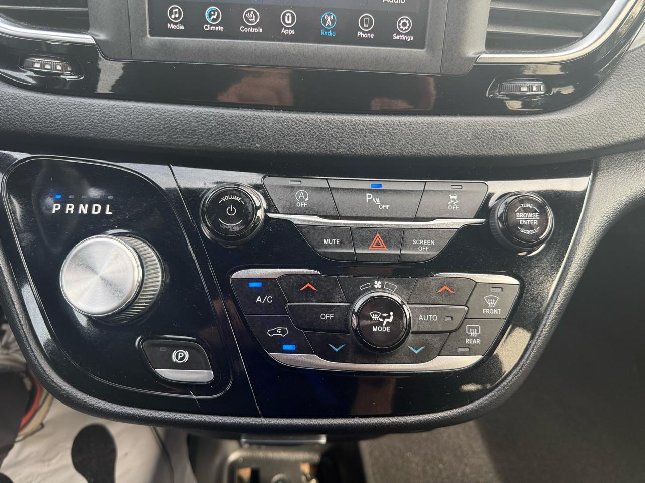 Chrysler Pacifica  2020