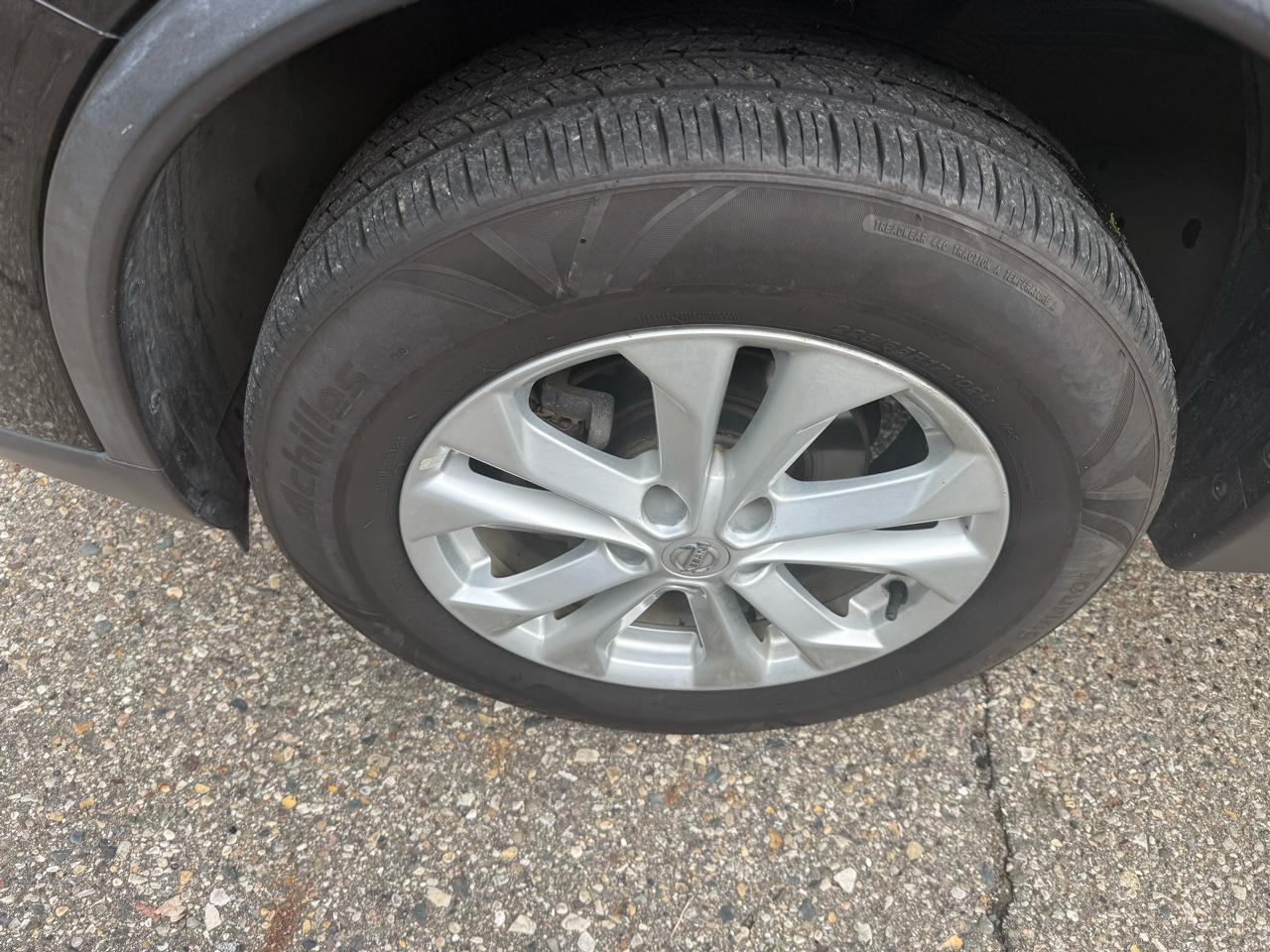 Nissan Rogue  2016