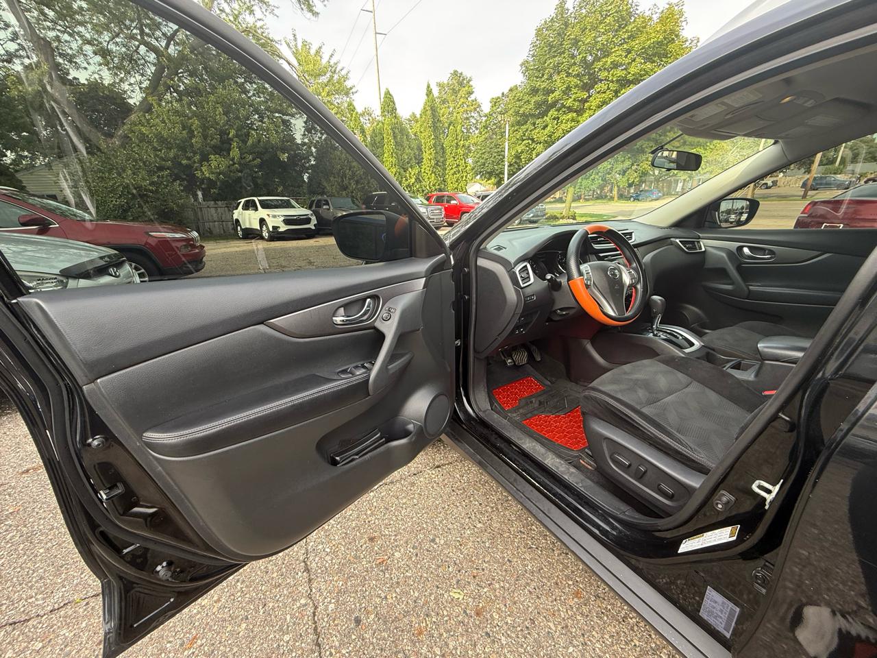 Nissan Rogue  2016