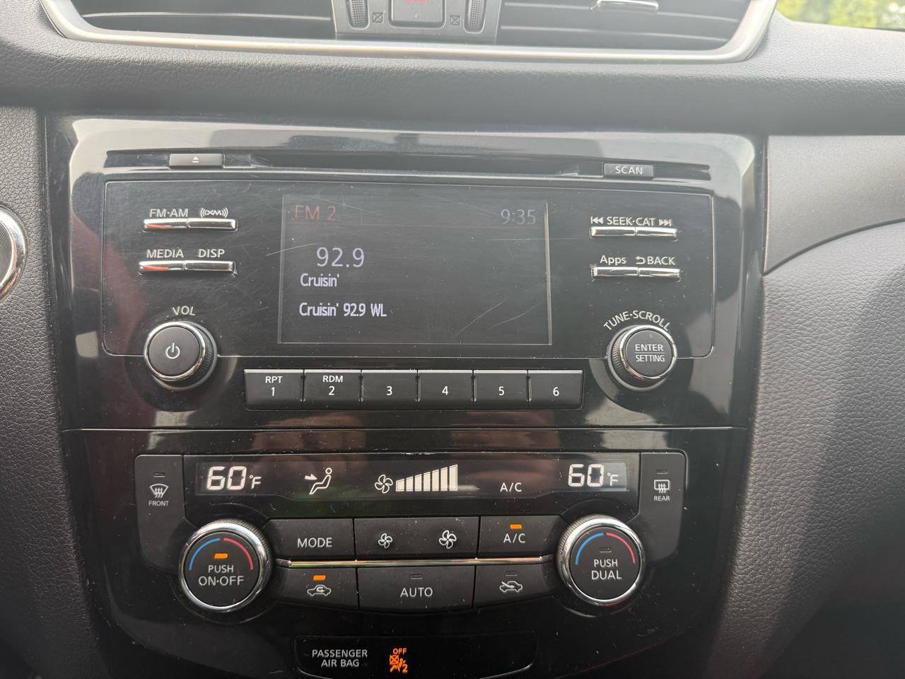 Nissan Rogue  2016