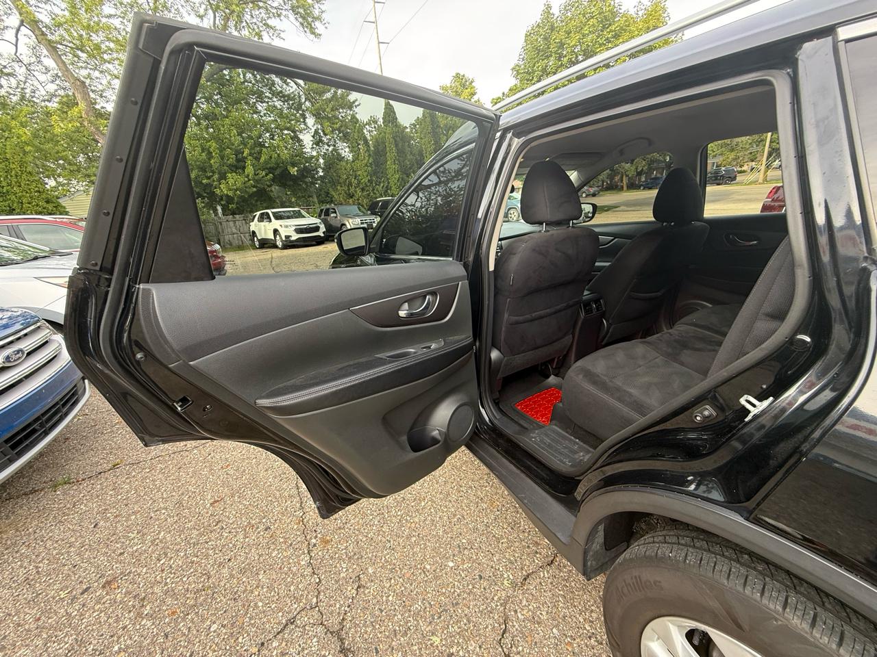 Nissan Rogue  2016