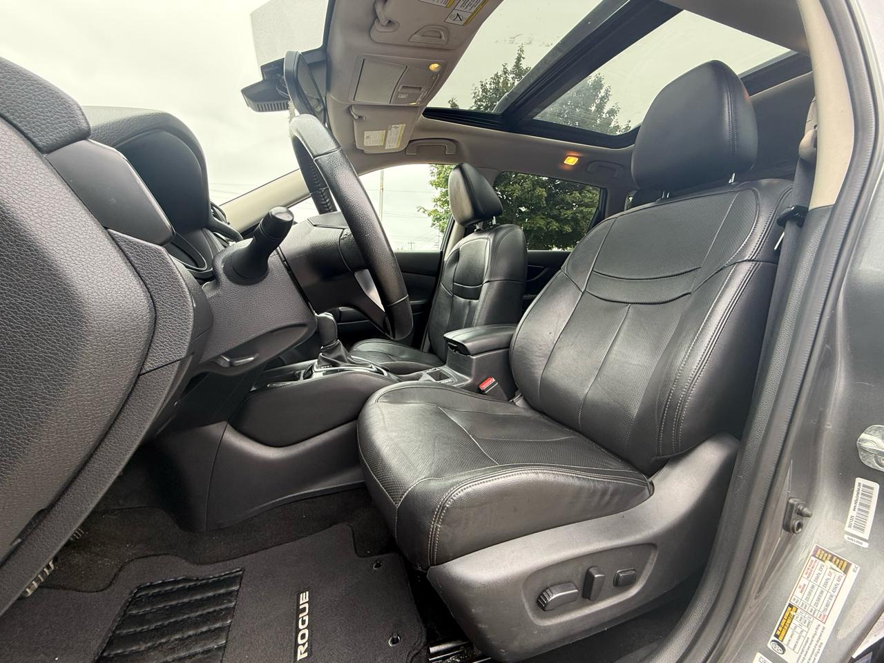 Nissan Rogue  2020