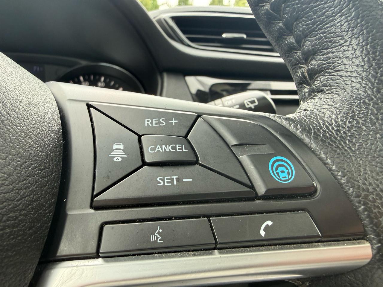 Nissan Rogue  2020