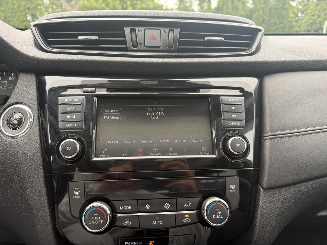 Nissan Rogue  2020