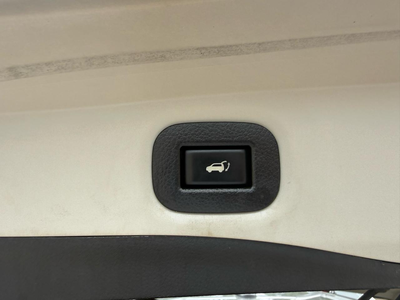 Nissan Rogue  2020