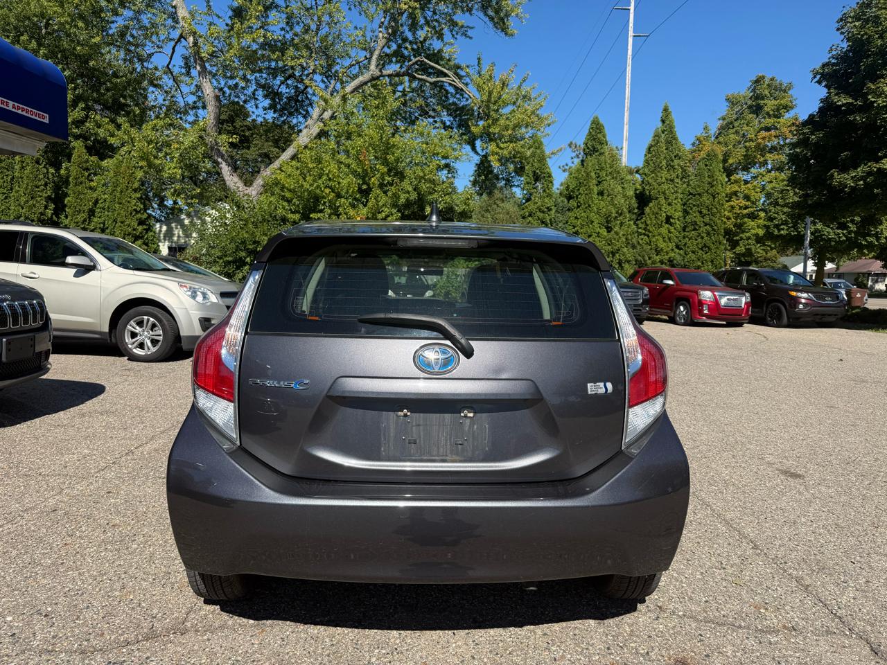 Toyota Prius c  2015
