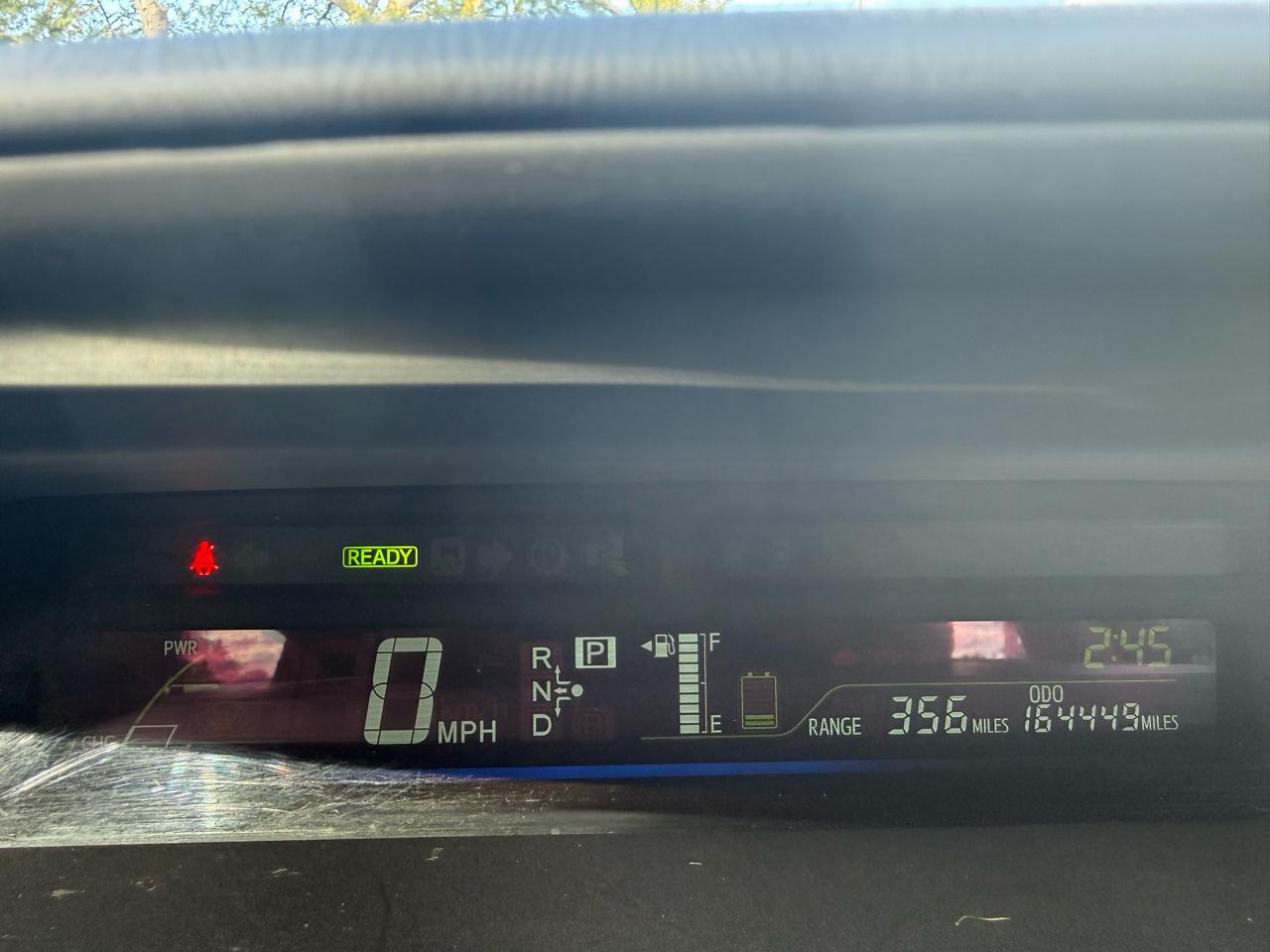 Toyota Prius V  2013