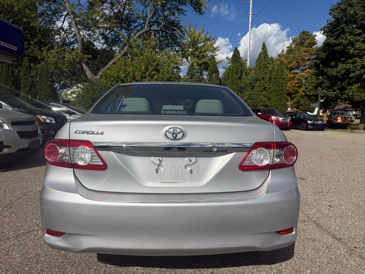 Toyota Corolla  2011