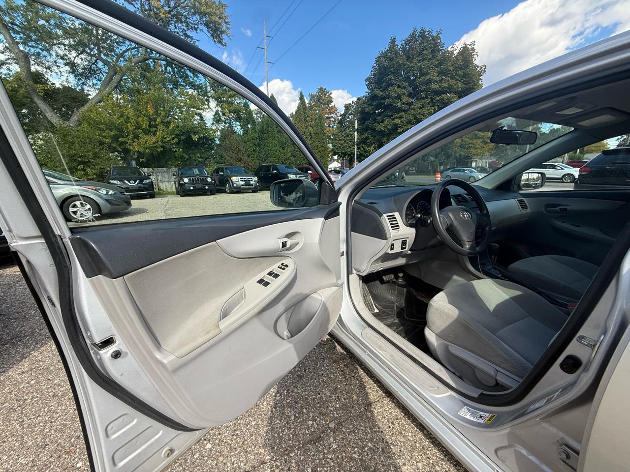Toyota Corolla  2011