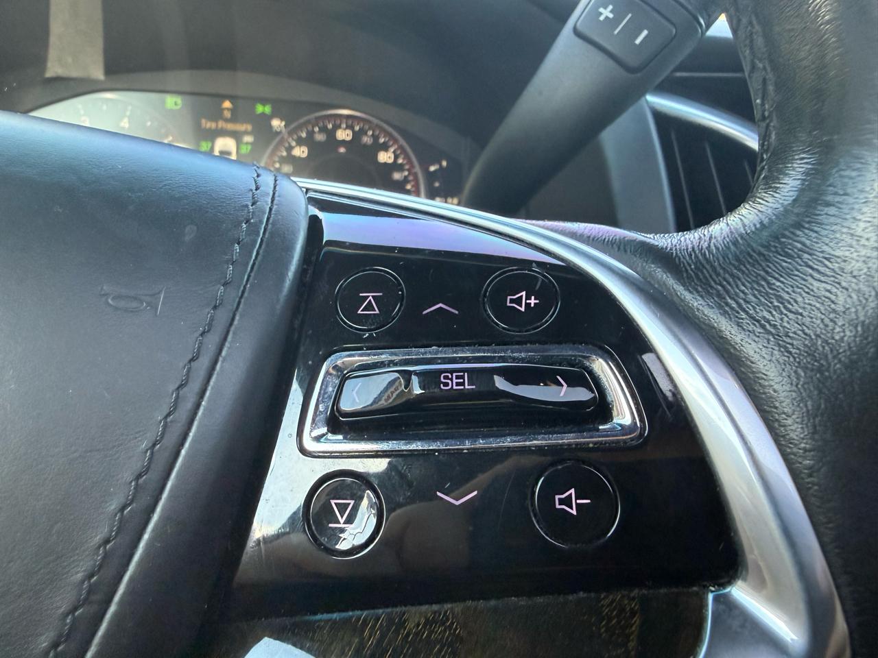 Cadillac Escalade  2015
