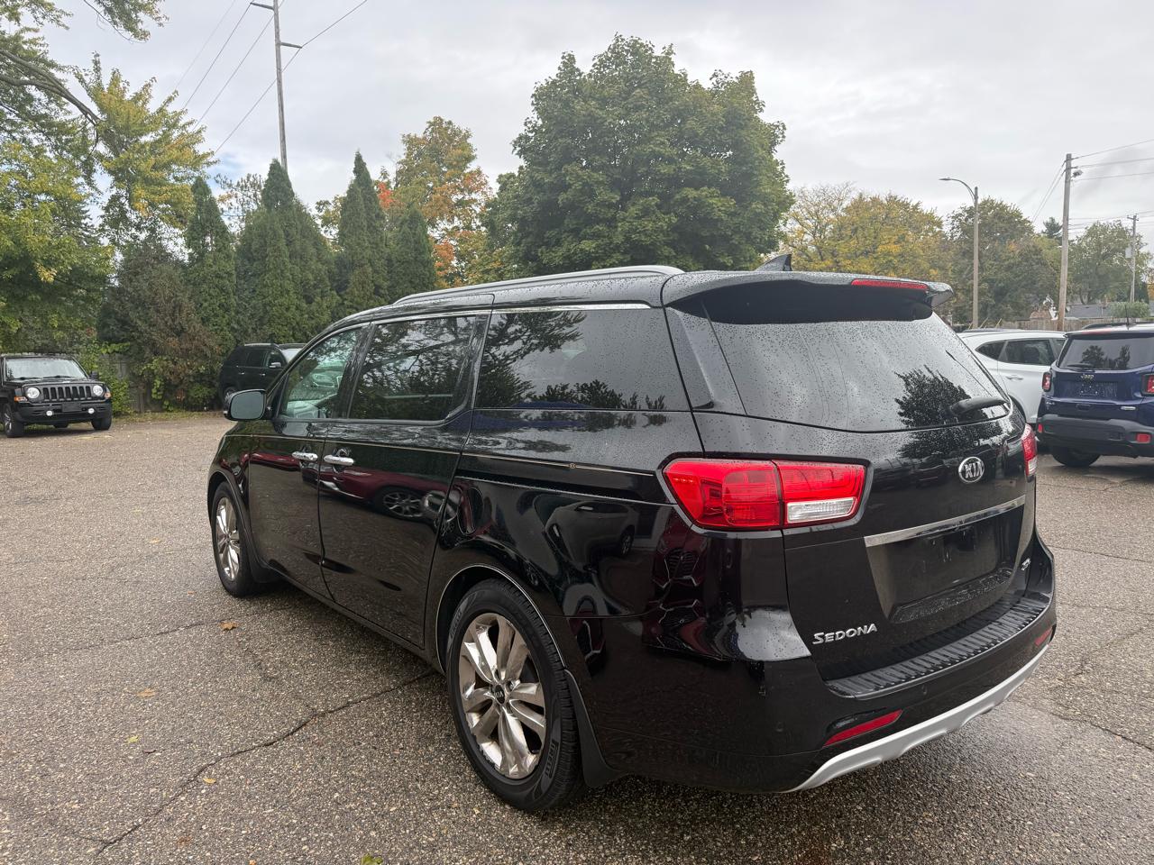 Kia Sedona  2015