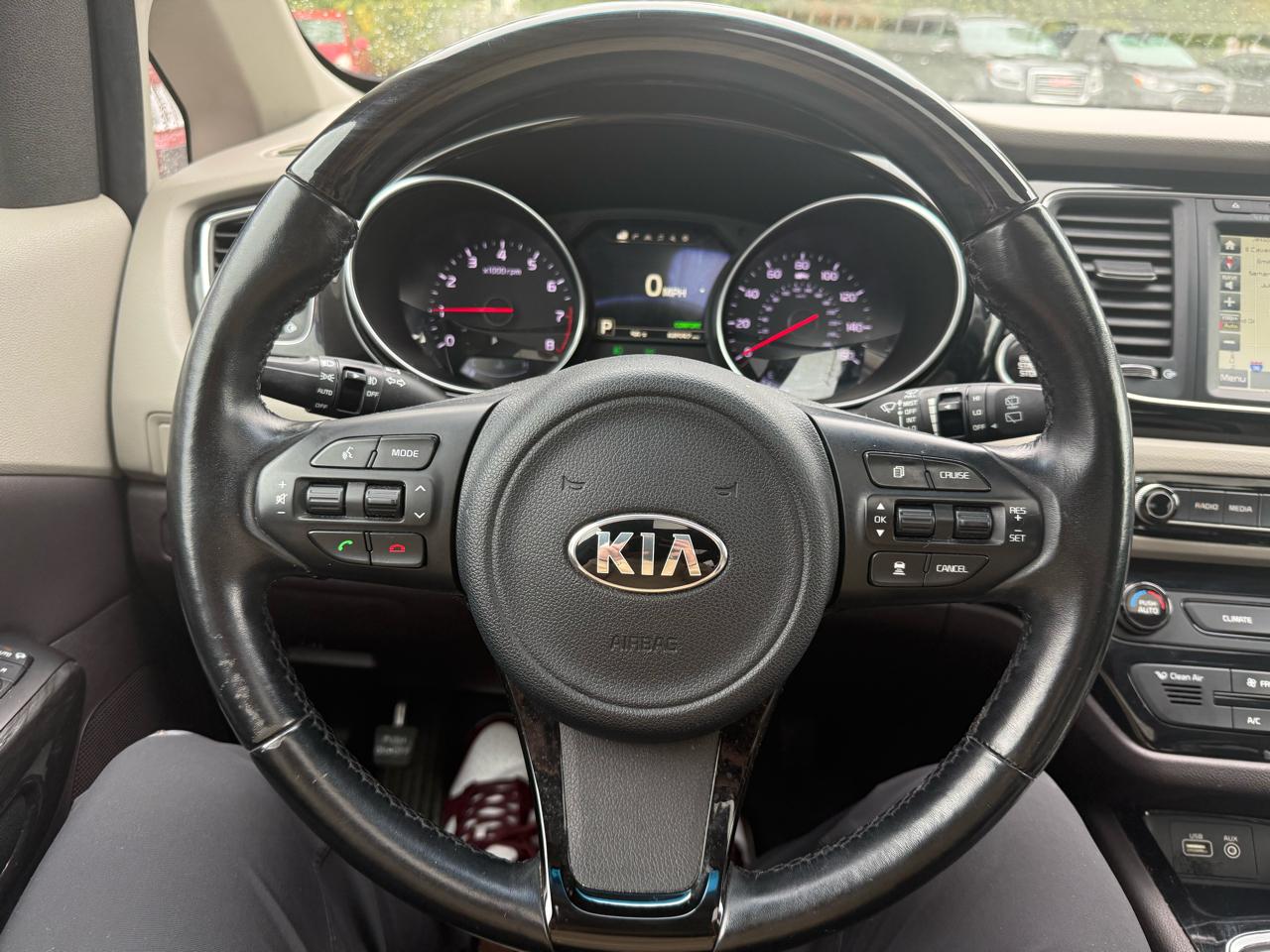 Kia Sedona  2015