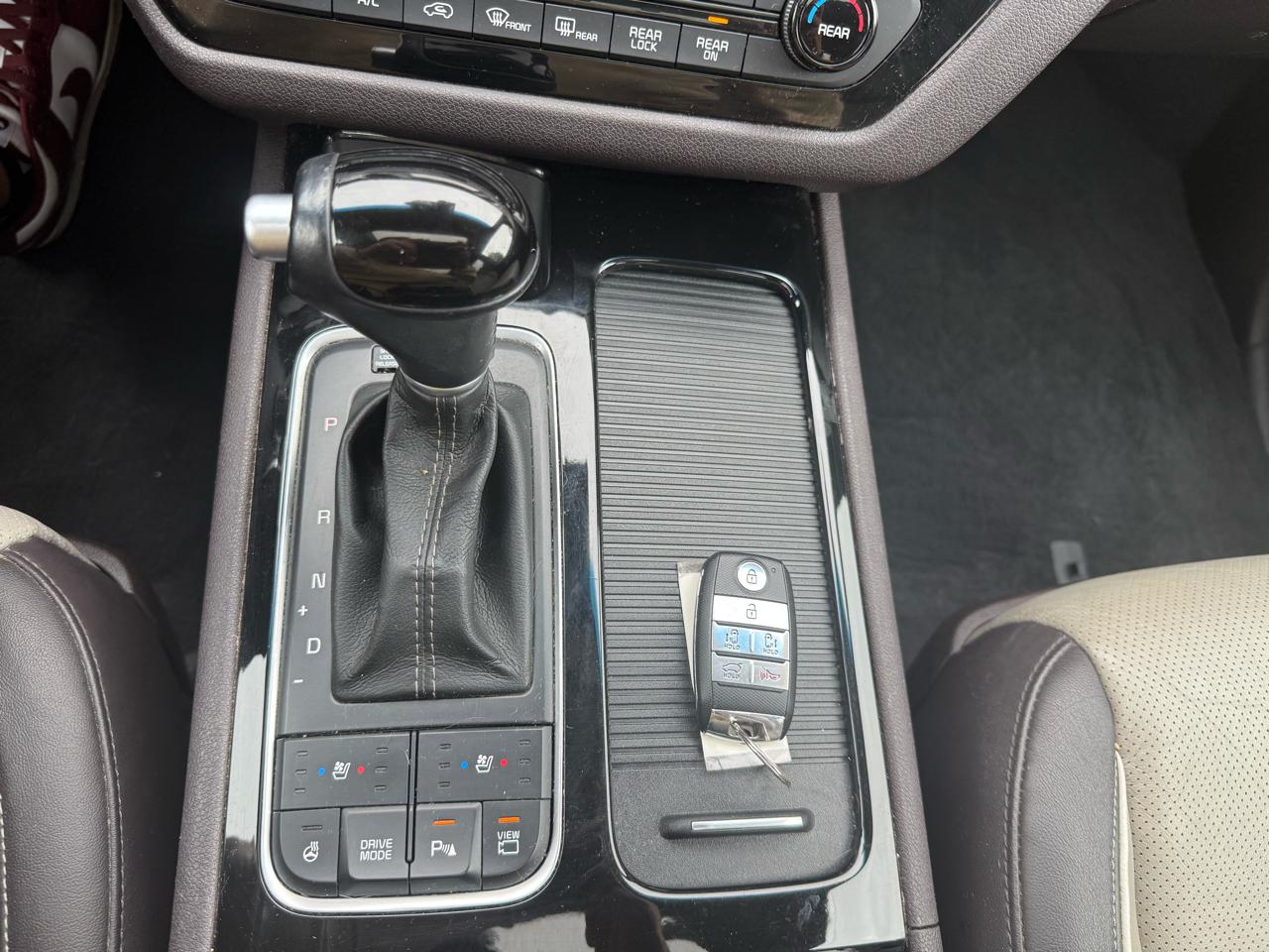 Kia Sedona  2015