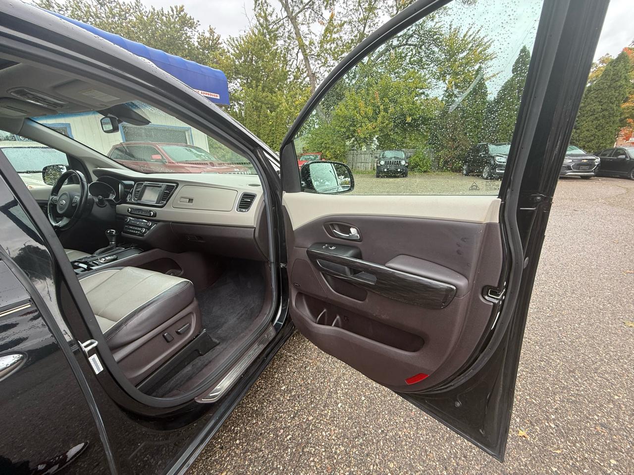 Kia Sedona  2015