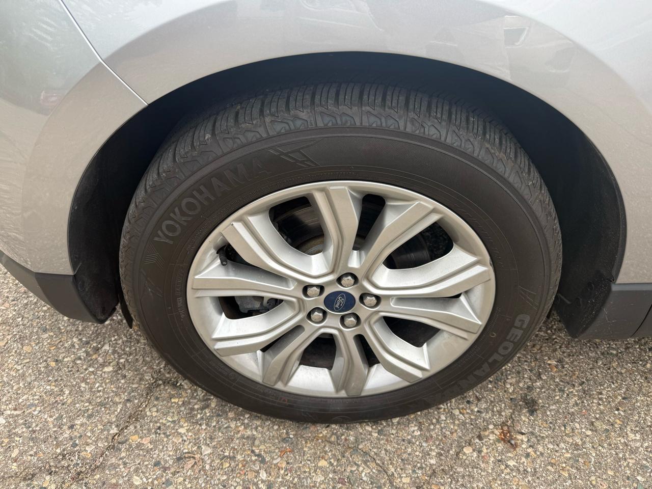 Ford Edge  2020