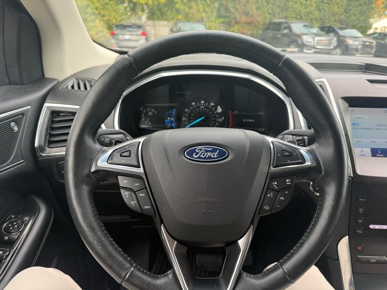 Ford Edge  2020