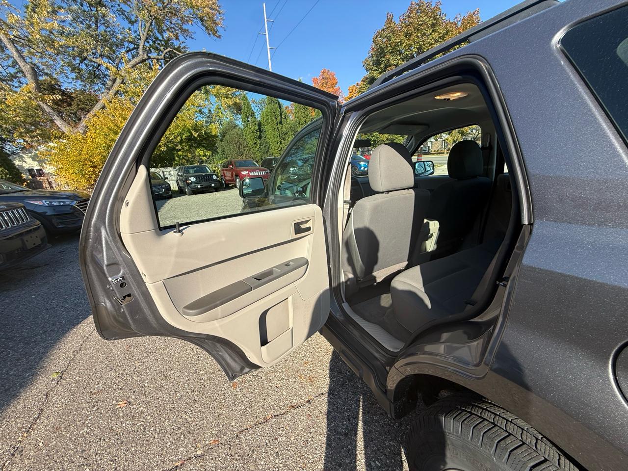 Ford Escape  2011