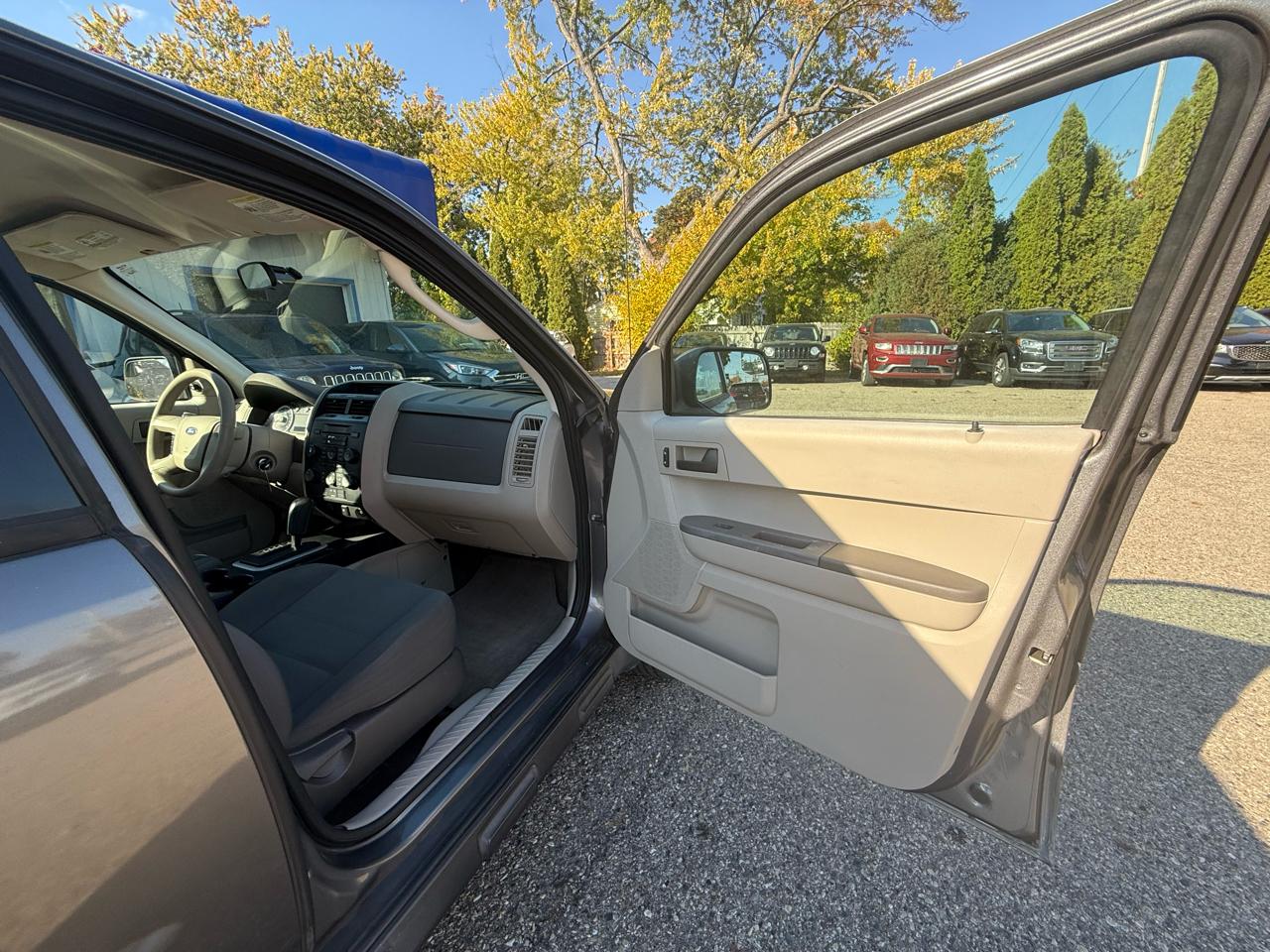 Ford Escape  2011