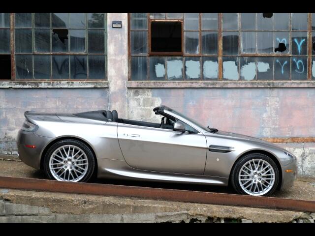 Aston Martin V8 Vantage Roadster 2010