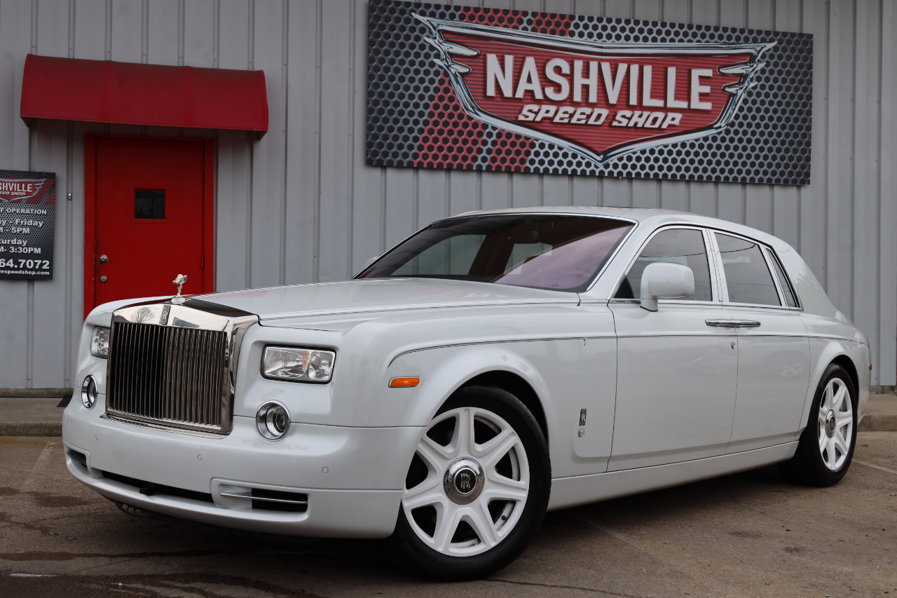 2011 Rolls-Royce Phantom Base
