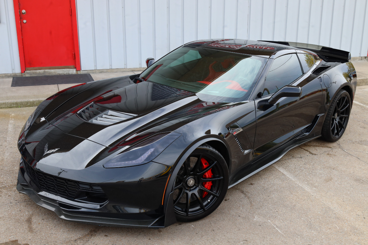 2015 Chevrolet Corvette Stingray 3LZ Z06 photo 2