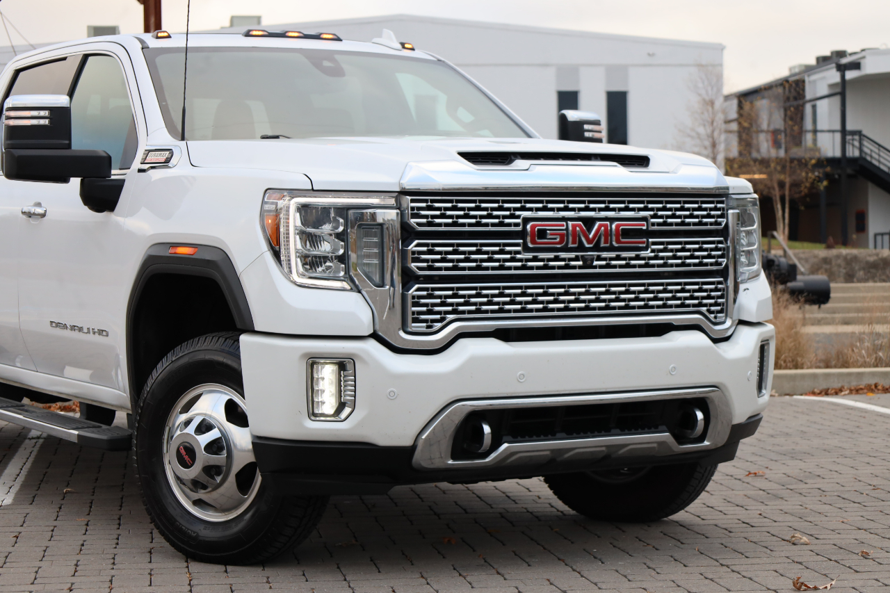 2021 Gmc Sierra Denali photo 3