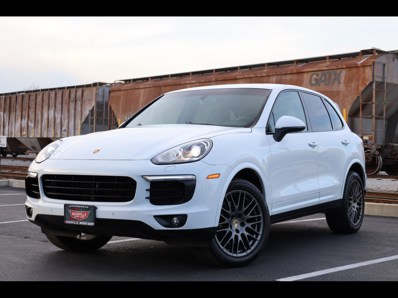 2017 Porsche Cayenne Platinum Edition