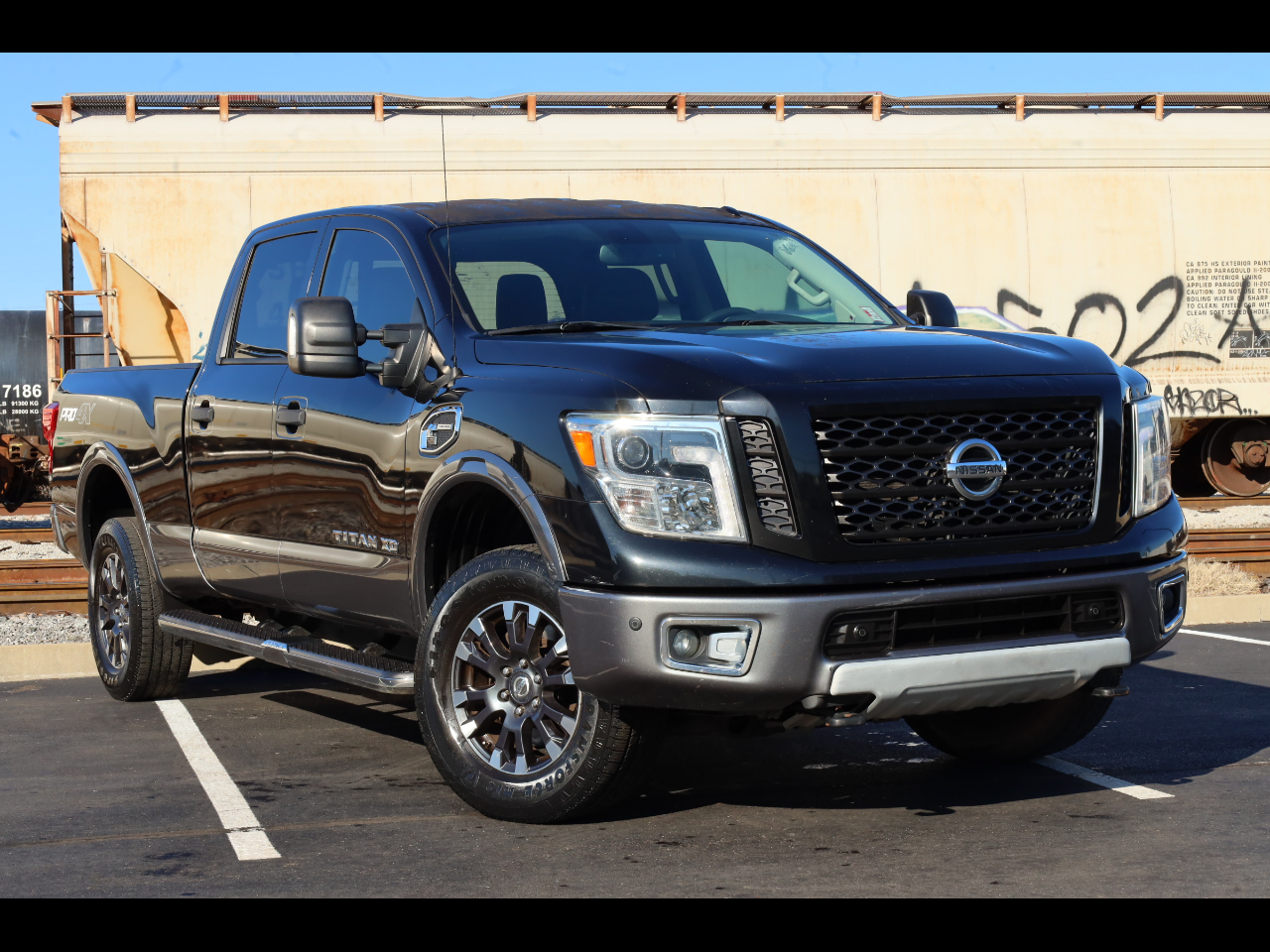 2016 Nissan Titan XD
