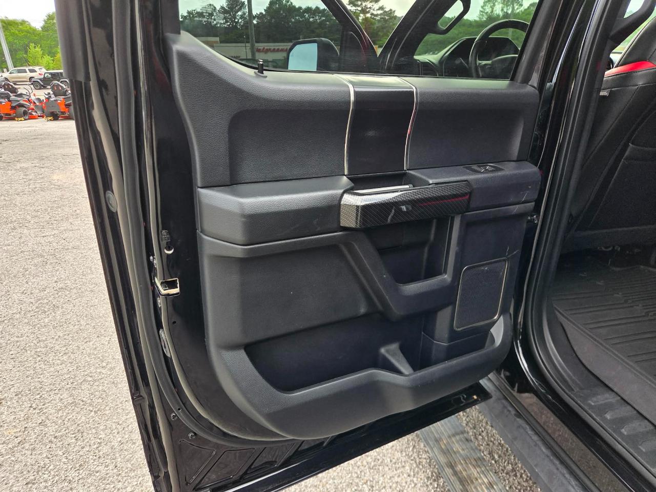 Ford F-150 Raptor 4WD SuperCrew 5.5' Box 2018