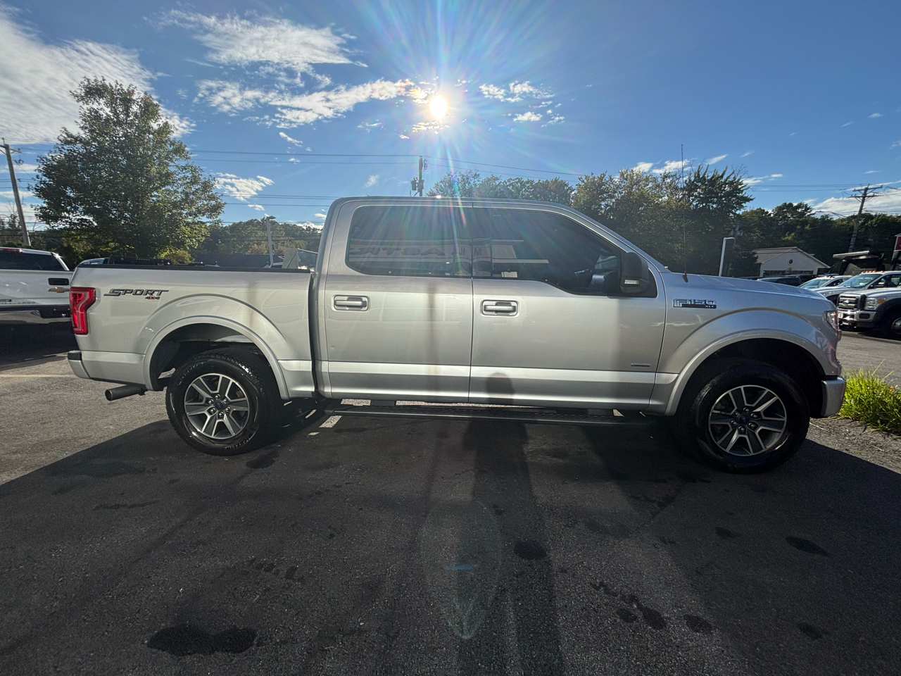 2016 Ford F-150 photo 2