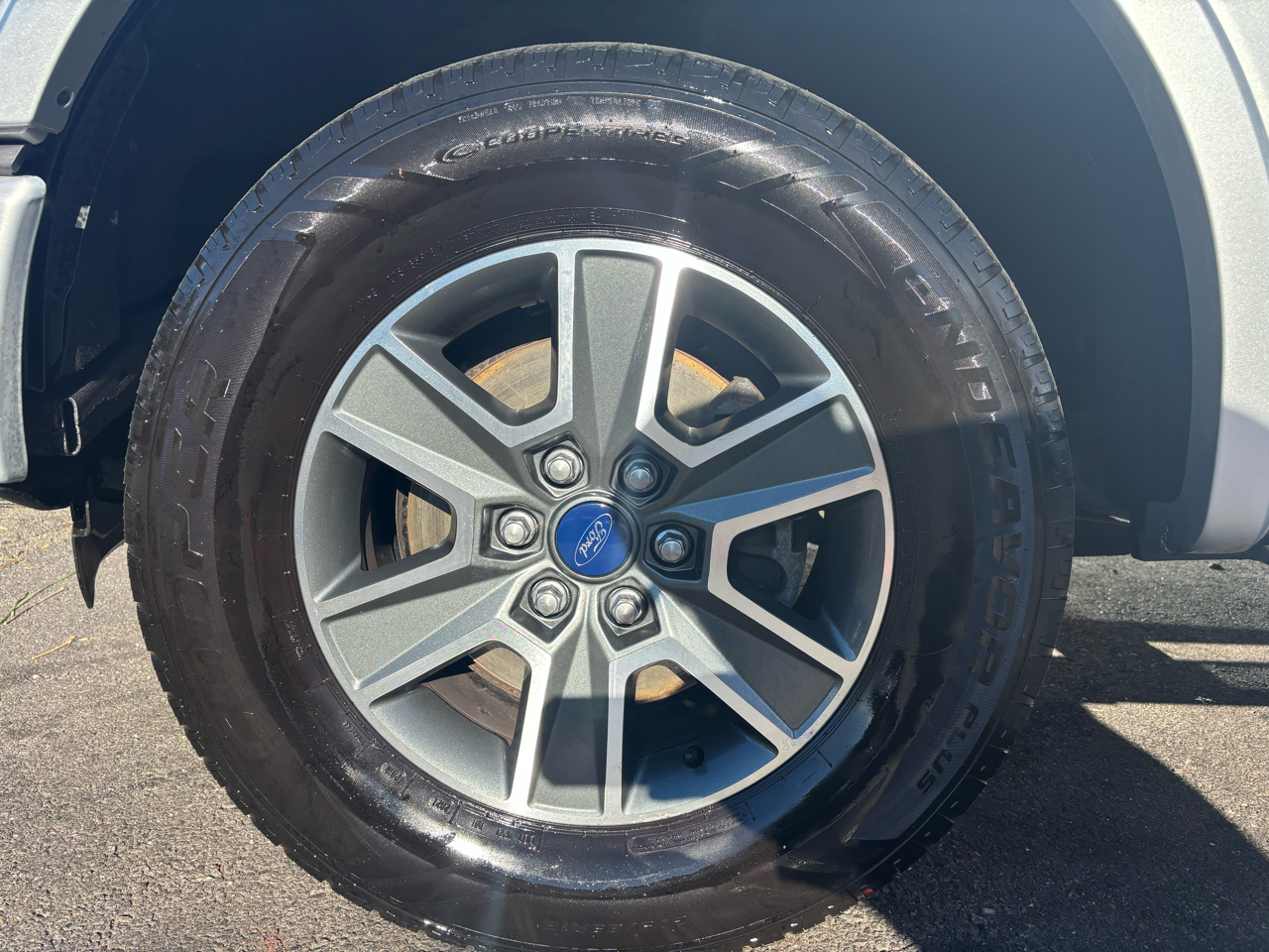 2016 Ford F-150 photo 12