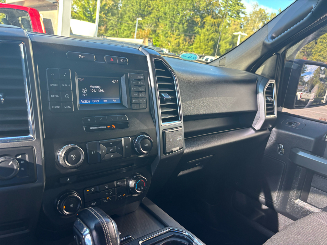 2016 Ford F-150 photo 29