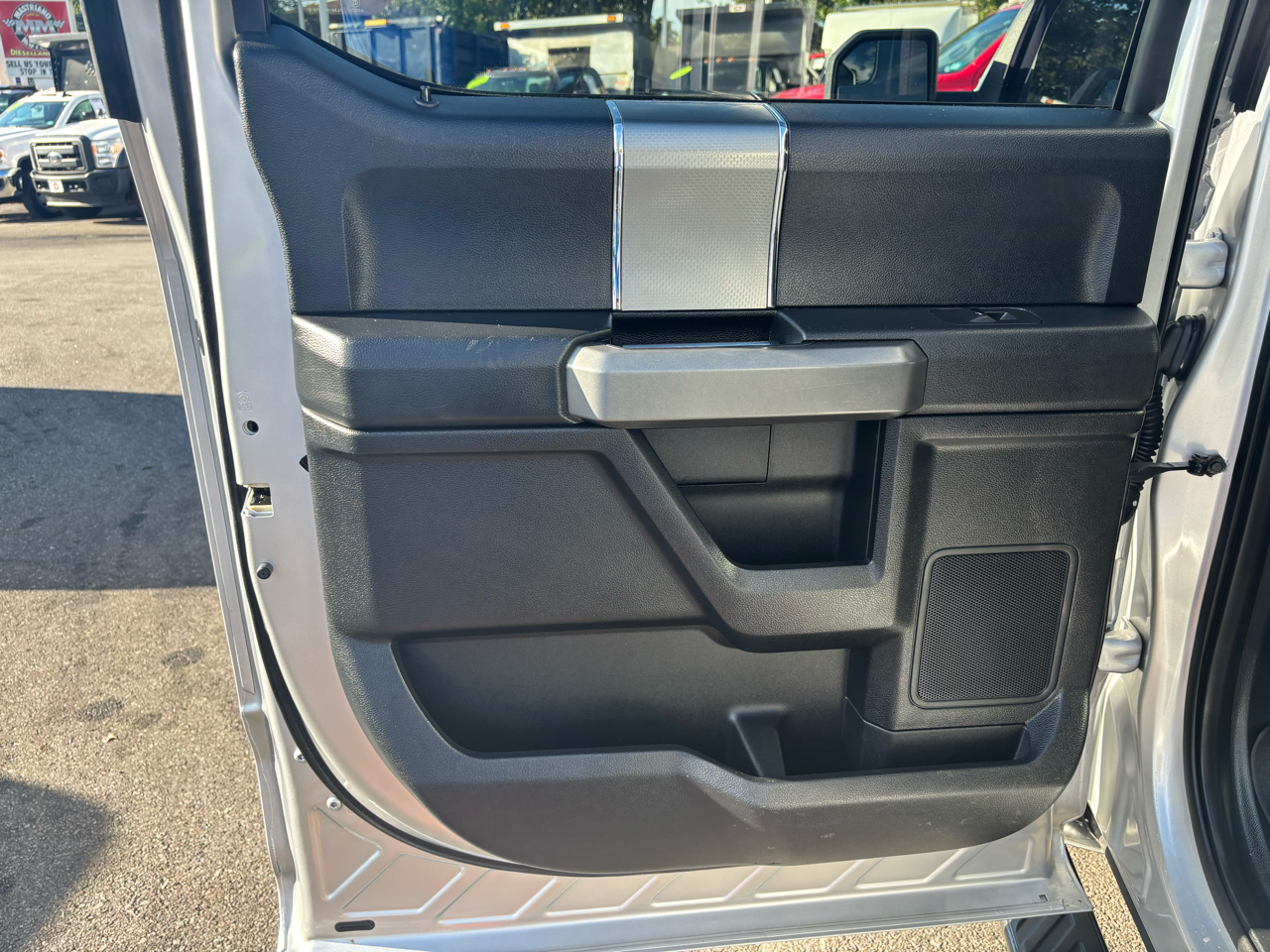 2016 Ford F-150 photo 30