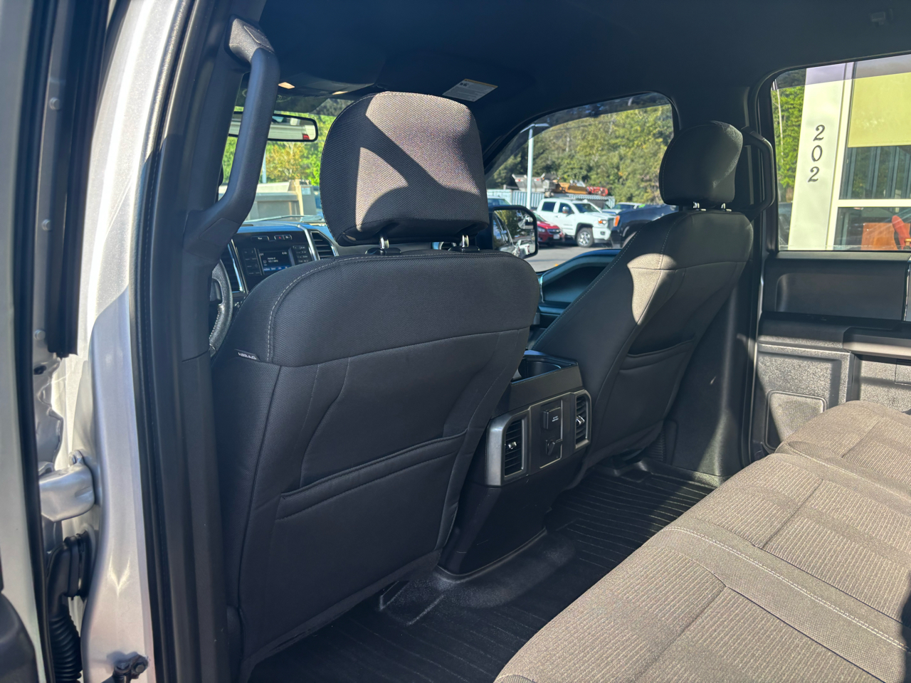 2016 Ford F-150 photo 33