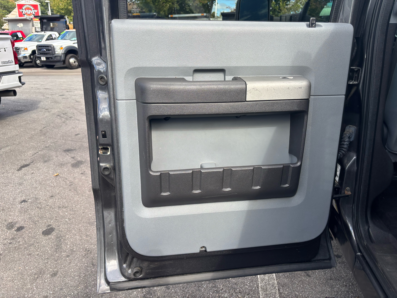 2015 Ford F-250 photo 28