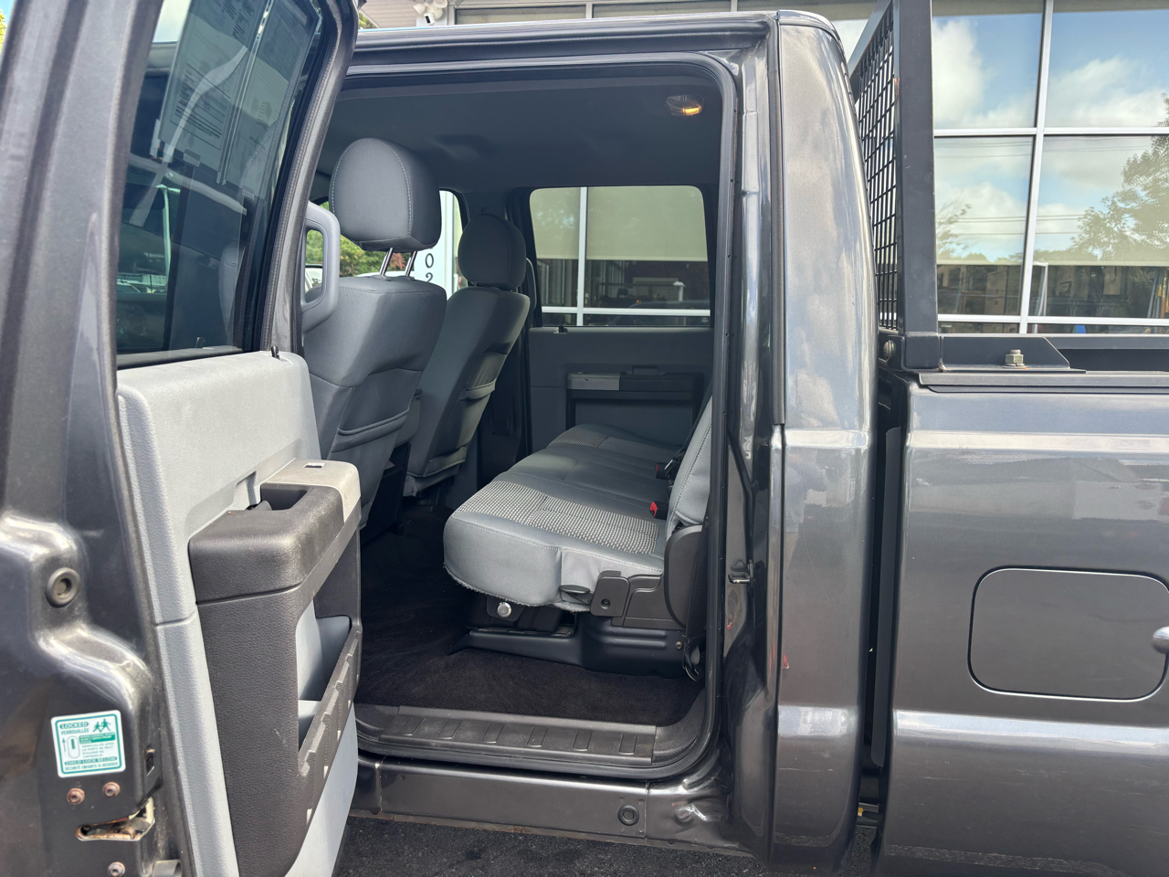 2015 Ford F-250 photo 30