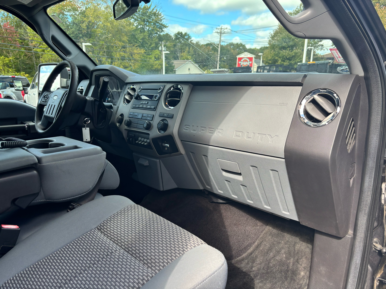 2015 Ford F-250 photo 39