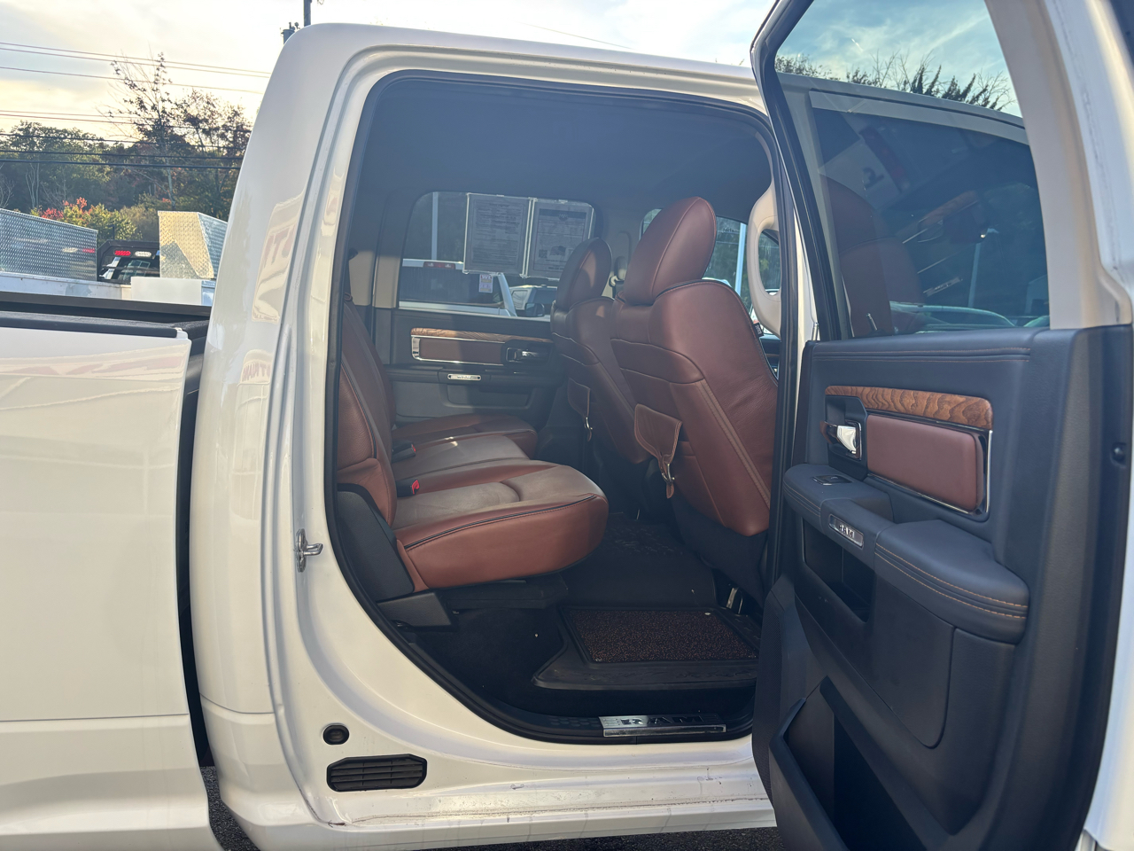 2013 Ram 3500 Longhorn photo 40