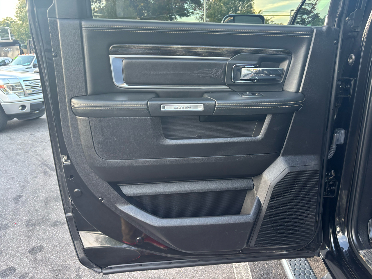 2018 Ram 2500 Longhorn photo 30
