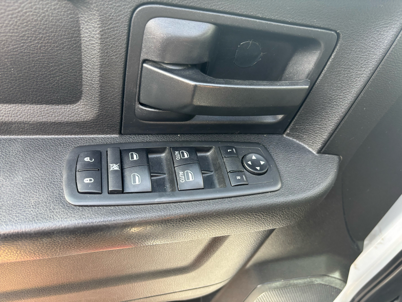 2018 Ram 2500 ST photo 25