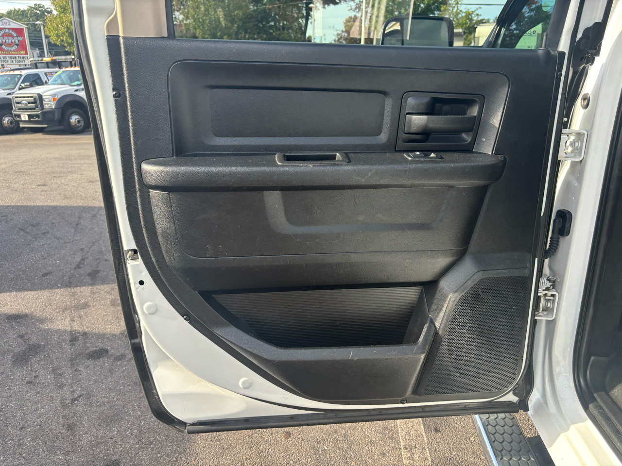 2018 Ram 2500 ST photo 33
