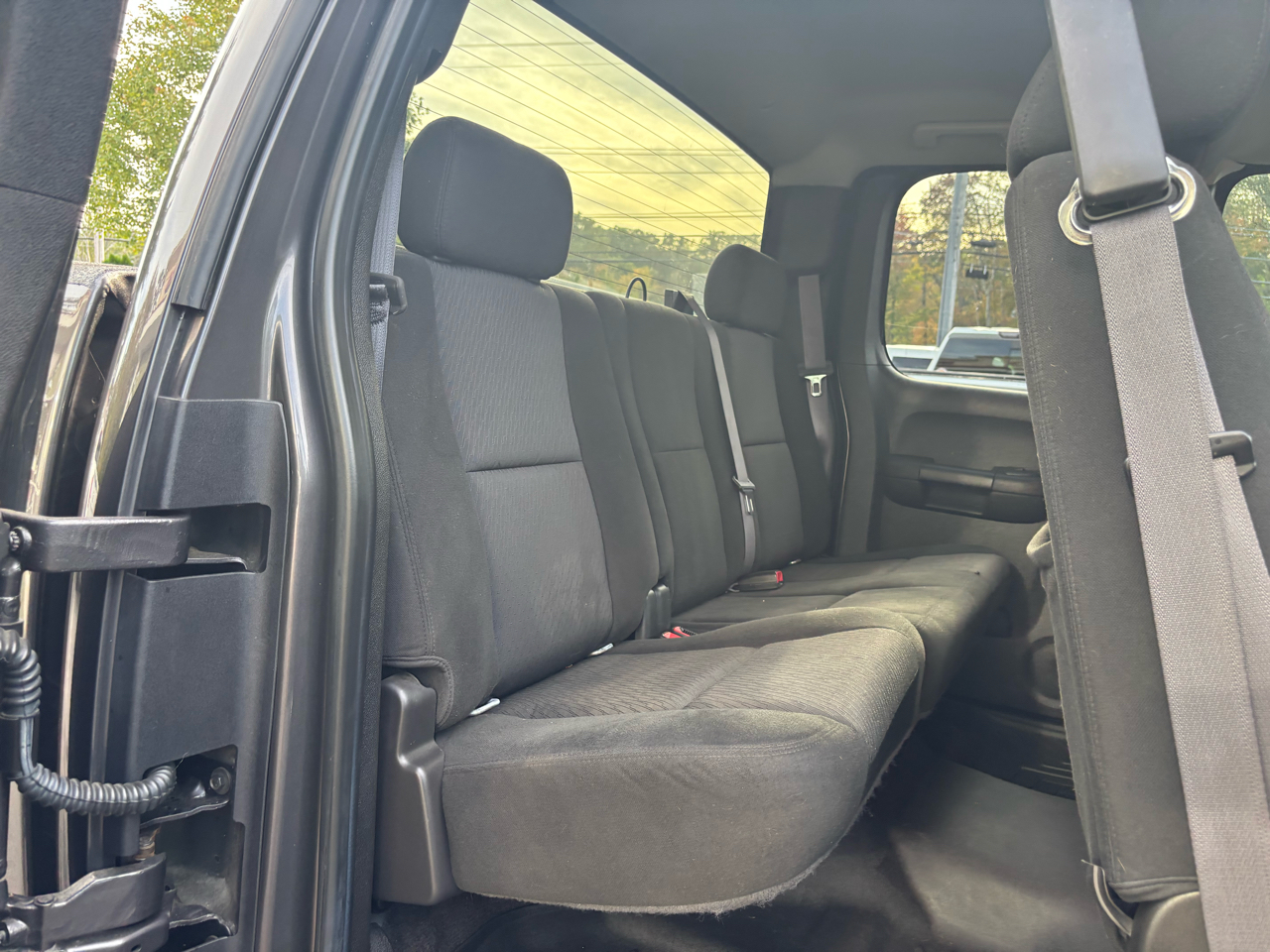 2011 Chevrolet Silverado LT photo 34