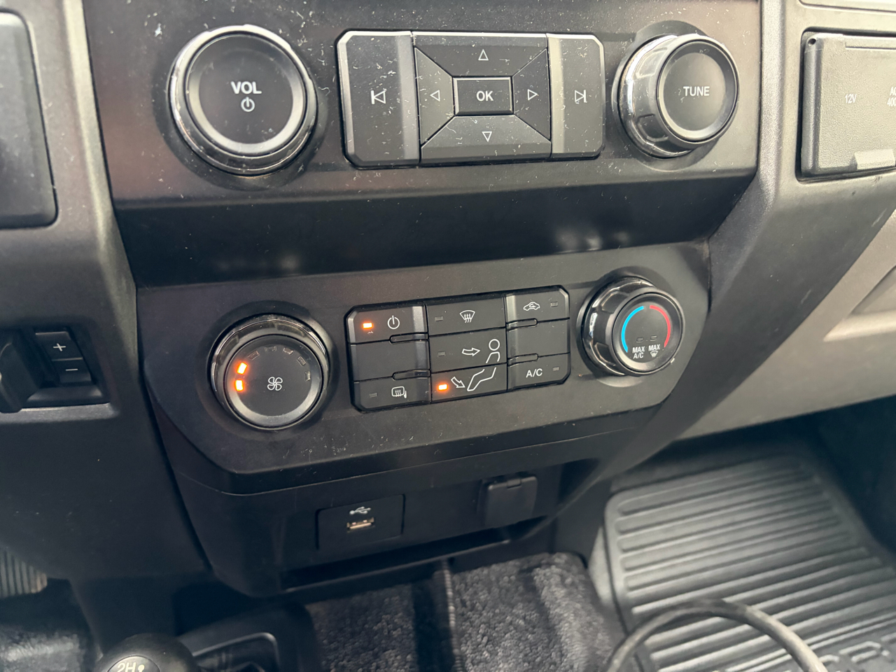 Ford Super Duty F-550 DRW  2019 Ford Super Duty F-550 DRW  2019