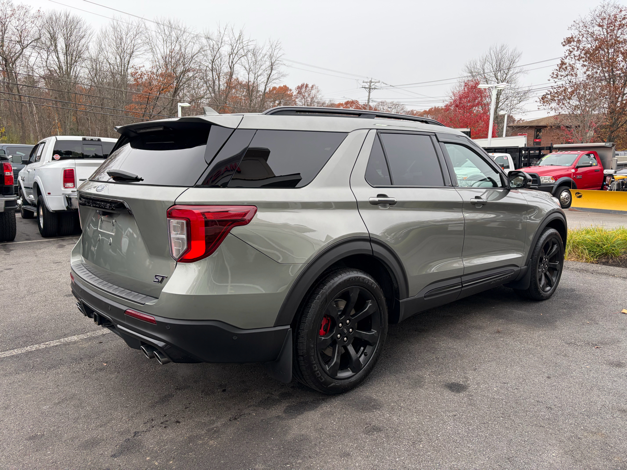 2020 Ford Explorer ST photo 2