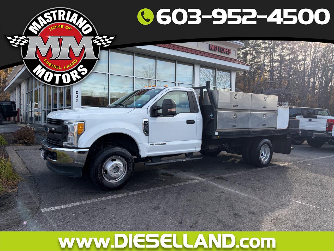 2017 Ford F-350 Super Duty Chassis Cab XL