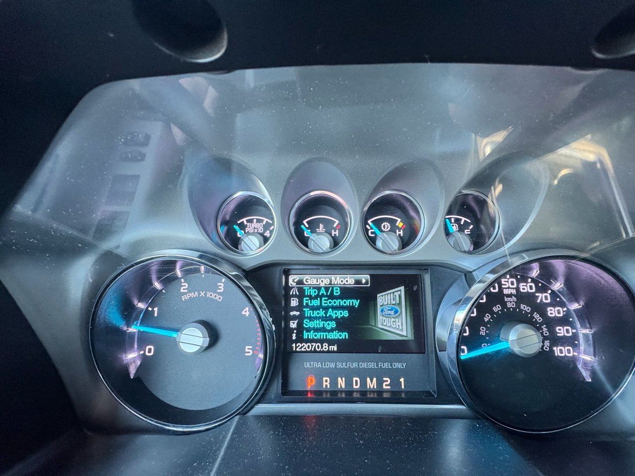 Ford Super Duty F-350 SRW  2014