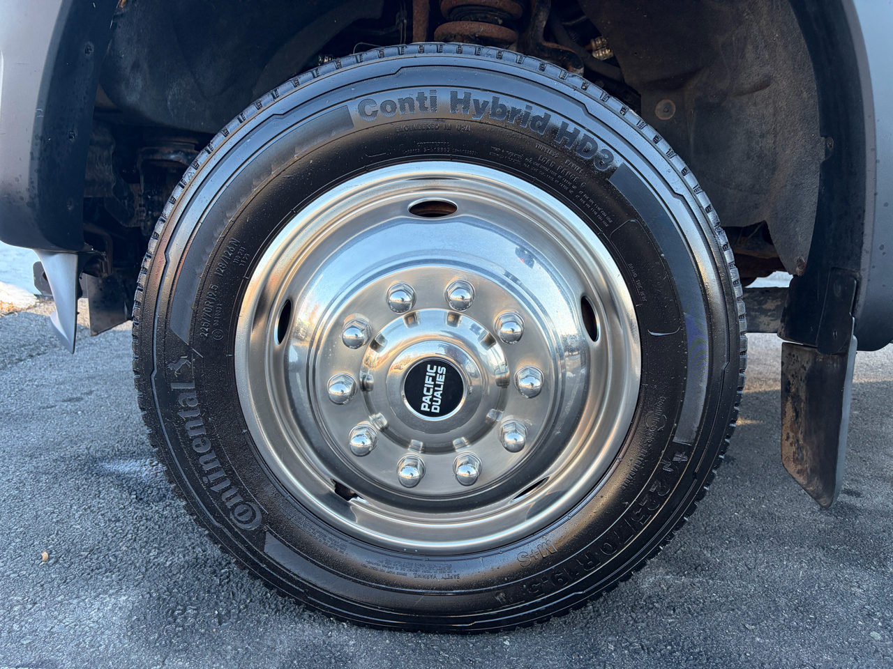 Ford Super Duty F-550 DRW  2011