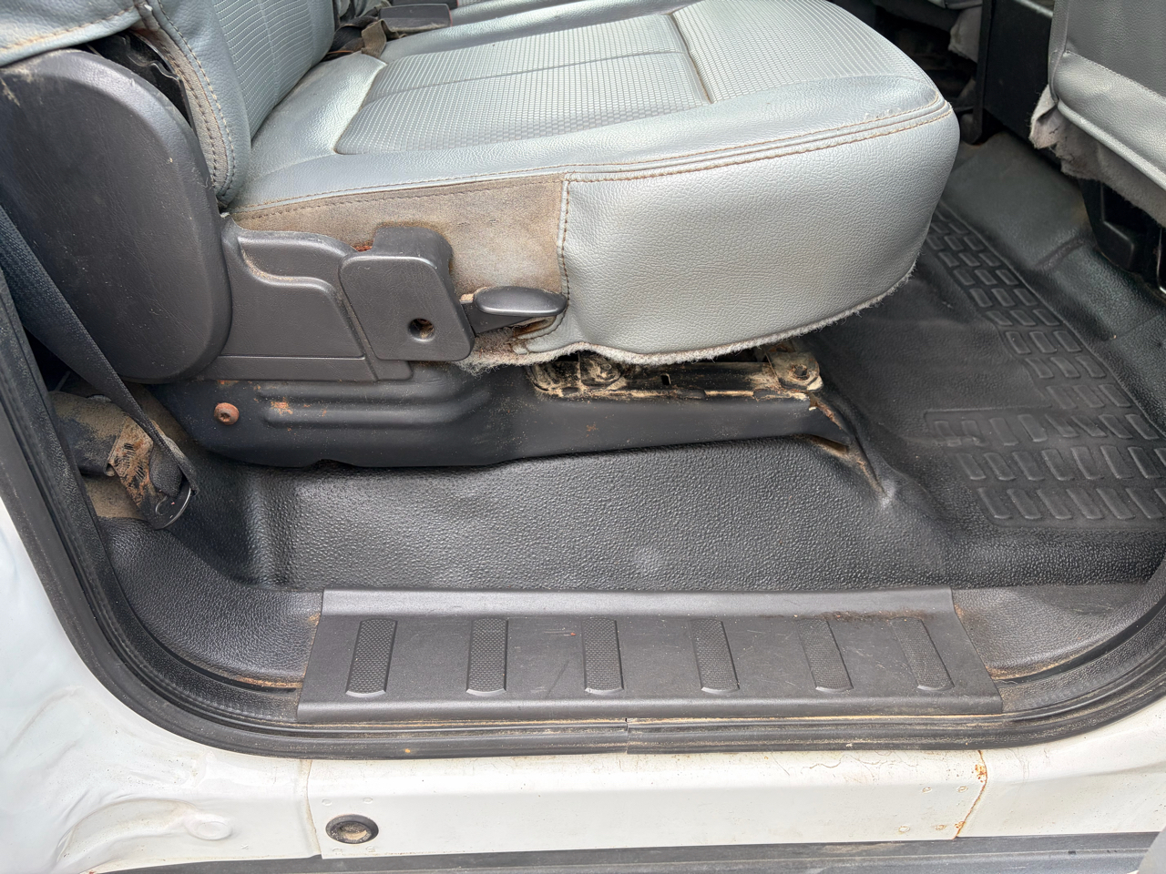 Ford Super Duty F-550 DRW  2016