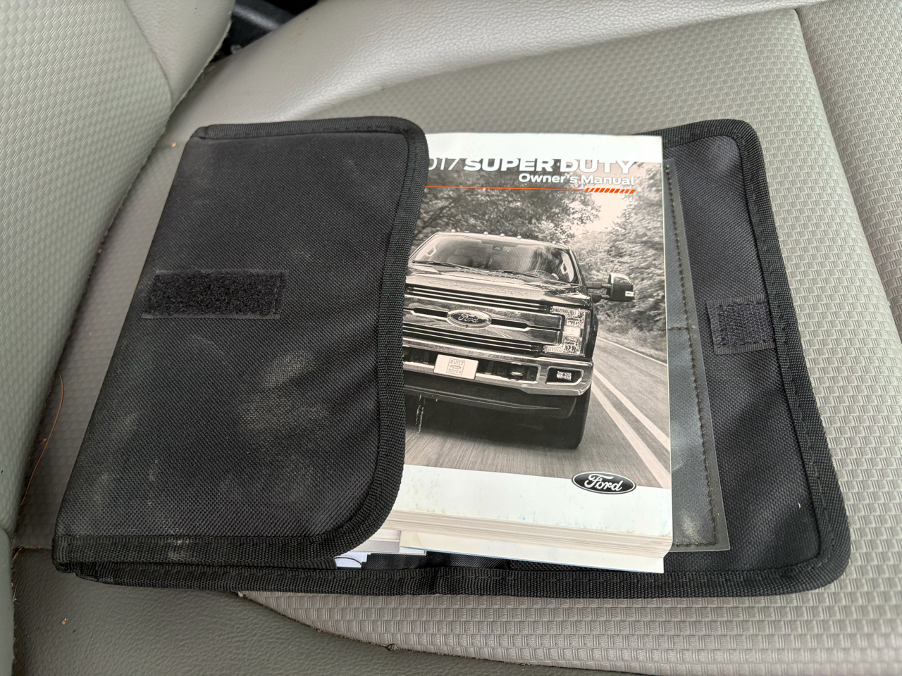 Ford Super Duty F-250 SRW  2017