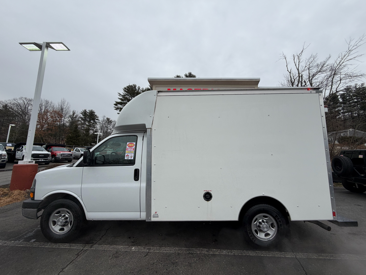 Chevrolet Express Commercial Cutaway  2019